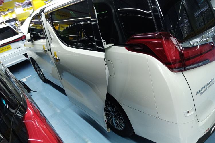 Used Toyota Alphard 2021 Dual-Engine 2.5L Prestige Edition
