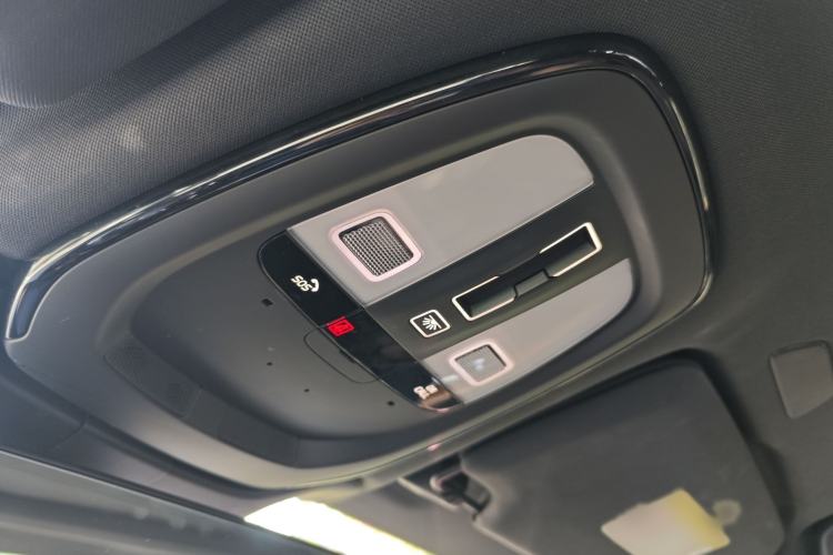 Used Volvo S90 New Energy 2022 T8 eDrive Hybrid Luxury Edition
