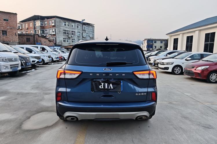 Used Ford Escape 2024 EcoBoost 245 Two-Wheel-Drive Titanium Edition
