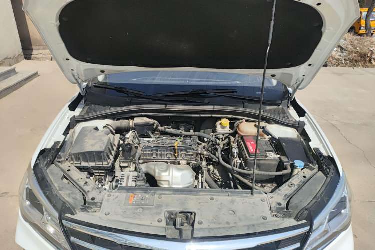 Used Roewe i5 2019 1.5L Automatic 4G Connected Langyue Edition