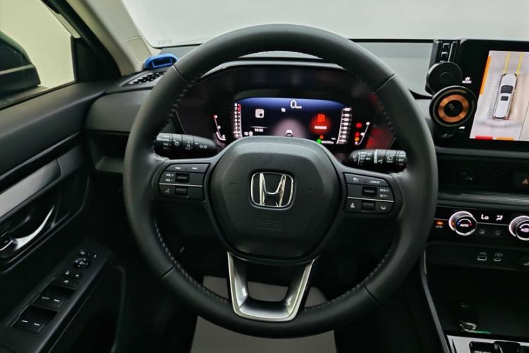 Used Honda Breeze 2023 240TURBO Two-Wheel-Drive Luxury PRO 7-Seater
