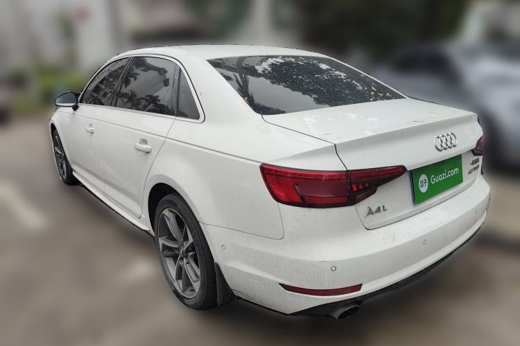 Used Audi A4L 2017 Plus 40 TFSI Ambition Model
