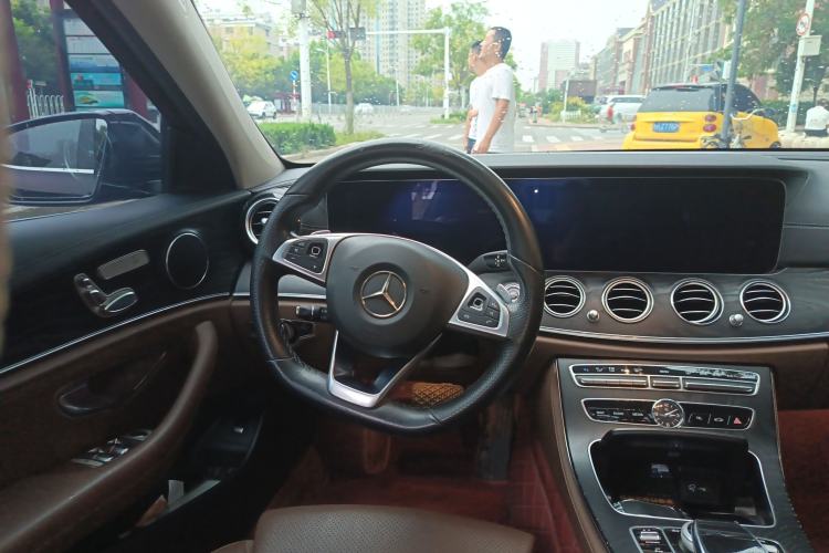 Used Mercedes-Benz E-Class 2016 E 200 L Sport Edition
