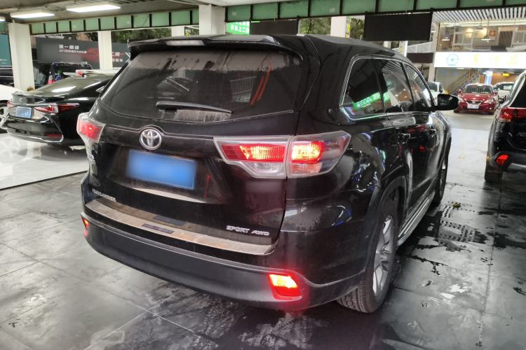 Used Toyota Highlander 2015 2.0T Four-Wheel Drive Luxury Edition 7-Seater