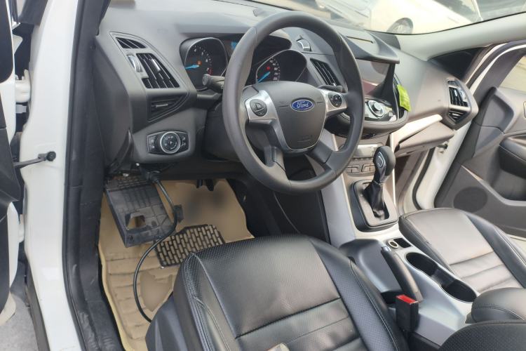 Used Ford Kuga 2015 1.5L GTDi Two-Wheel-Drive Comfort Model