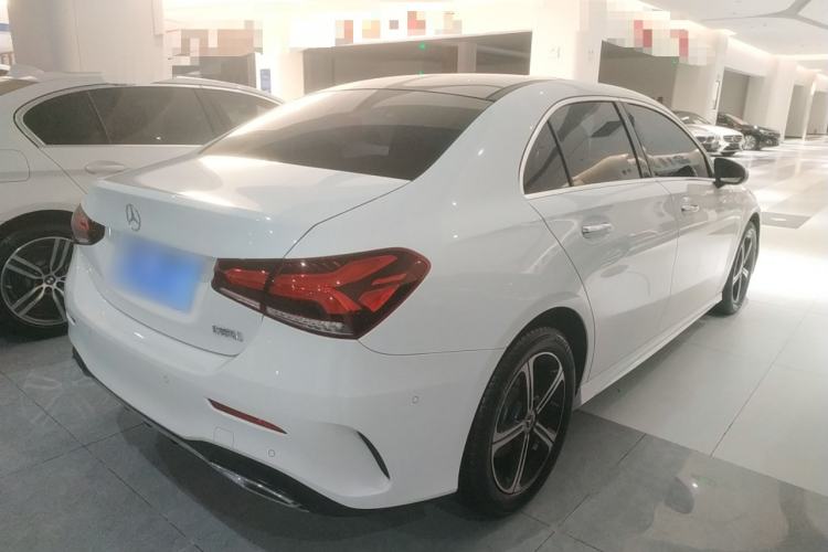 Used Mercedes-Benz A-Class 2022 Revised Version A 200 L Sport Sedan Fashionable Style