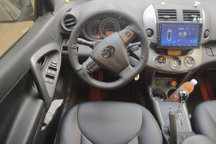 Used Toyota RAV4 2013 Special Edition 2.0L Automatic Classic
