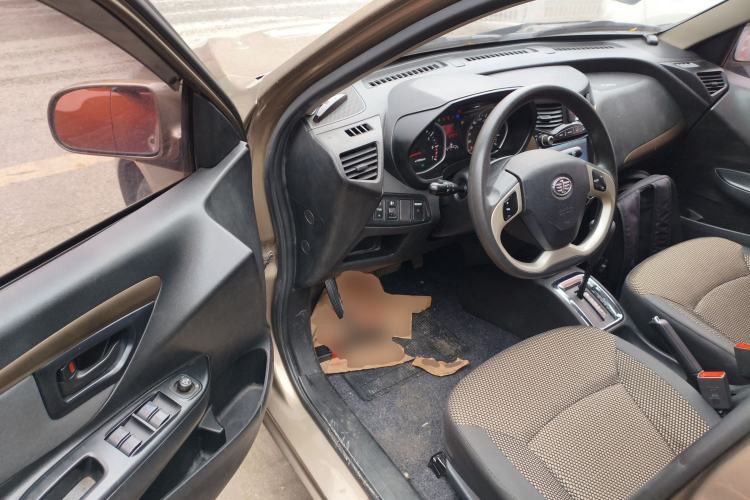 Used FAW Xiali N7 2015 1.3L Automatic Prestige Model
