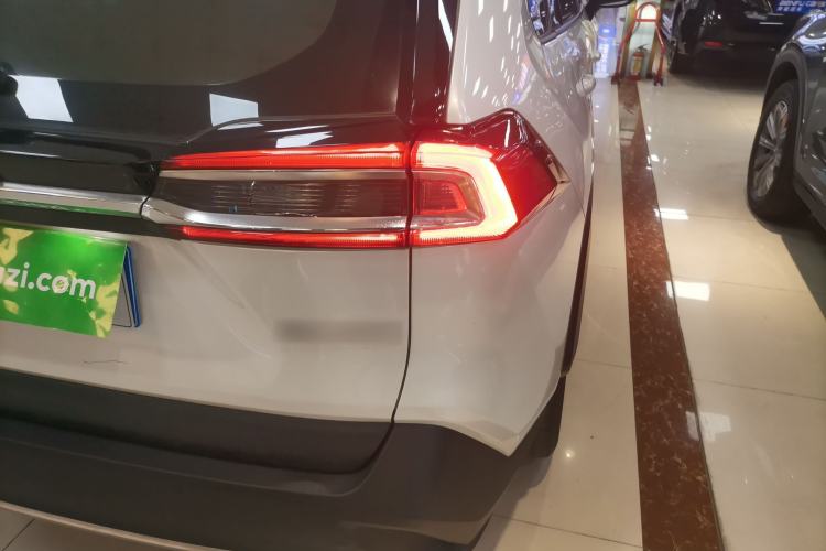 Used Toyota Wildlander 2022 2.0L CVT Two-Wheel Drive Luxury PLUS Edition
