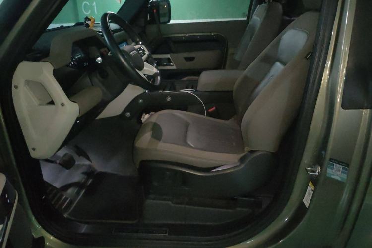 Used Land Rover Defender 2021 90 P400 Classic Reproduction Edition
