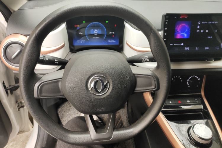 Used Dongfeng NAMMI BOX 2022 Chasing Wind Edition 331 km Standard Model