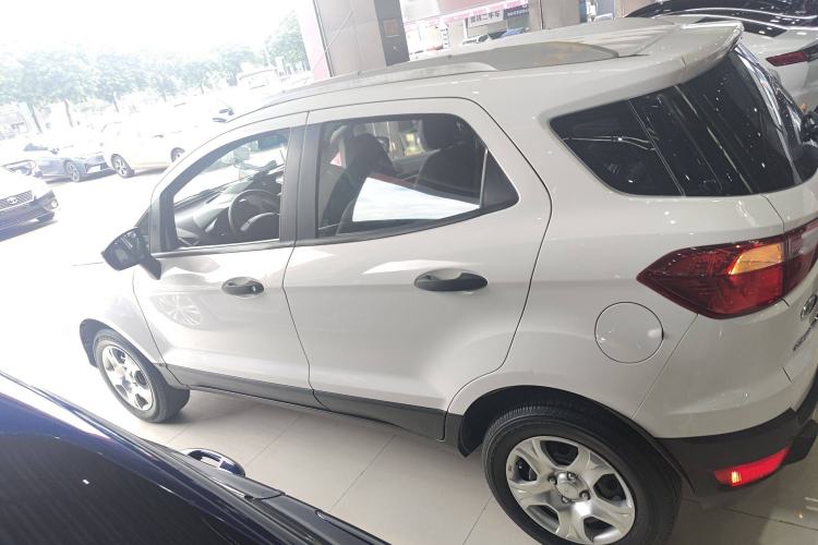 Used Ford EcoSport 2013 1.5L Manual Comfort Model
