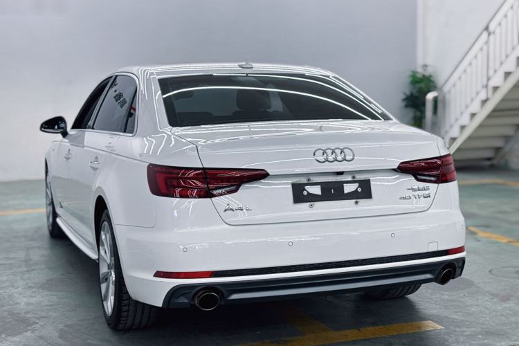 Used Audi A4L 2018 30th Anniversary Edition 40 TFSI Fashion Model