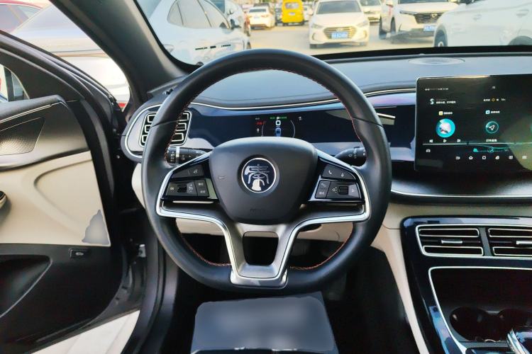 Used BYD Qin PLUS 2021 EV 400KM Luxury Model
