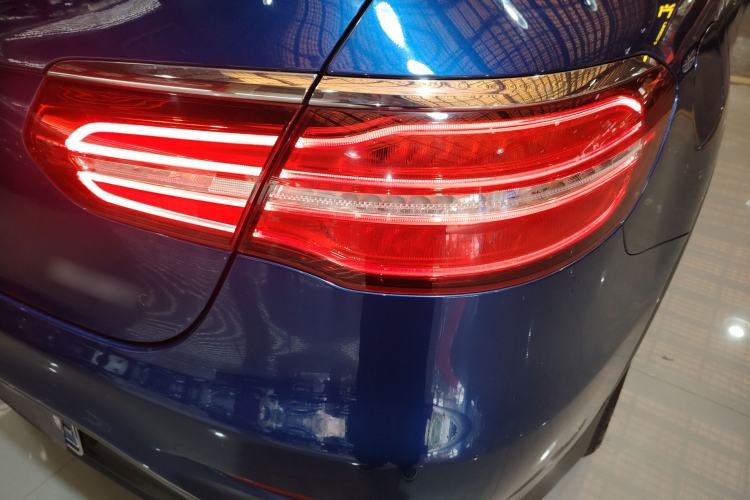 Used Mercedes-Benz GLC Coupe 2018 GLC 260 4MATIC Coupe SUV