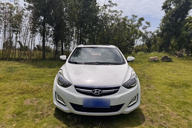 Used Hyundai Elantra 2015 1.6L Automatic Leading Model
