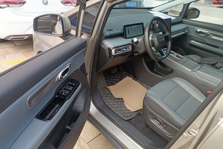 Used AION Y 2023 Plus 510 Smart Edition