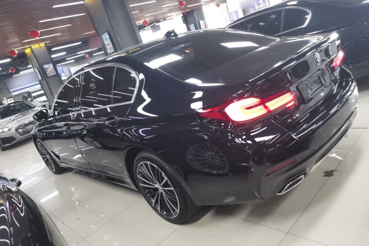 Used BMW 5 Series 2023 Restyled 530Li Leading Edition M Sport Package
