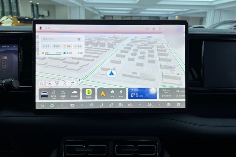 Used  Leopard 5 2023 Navigator Edition
