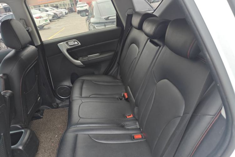 Used Haval H6 2016 Upgraded Model 1.5T Manual Two-Wheel Drive Value Edition