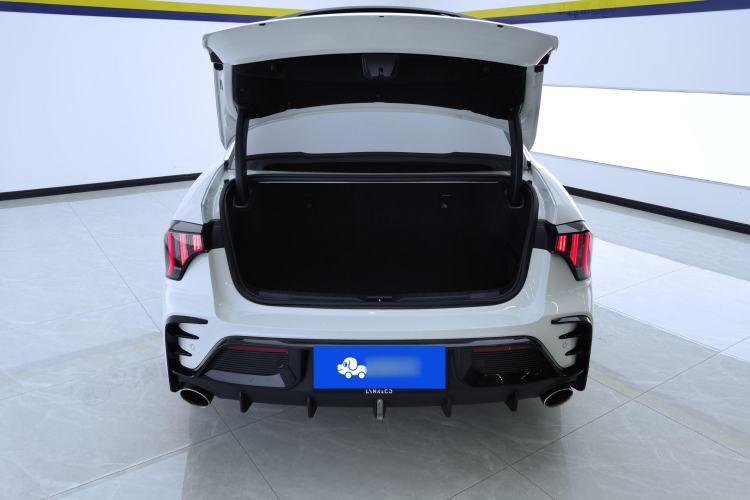 Used Lynk & Co 03 2023 2.0TD DCT JingPro
