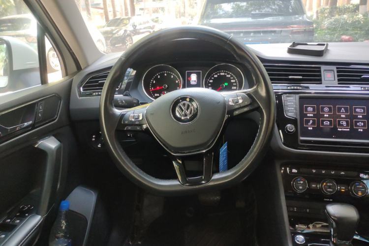 Used Volkswagen Tiguan L 2018 330TSI Automatic Two-Wheel Drive Comfort Edition
