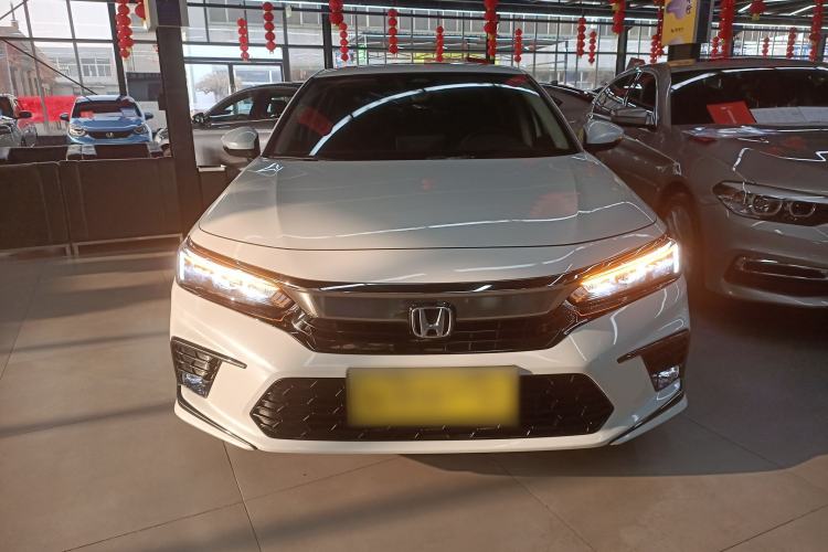 Used Honda Civic 2023 240TURBO CVT Dynamic · Center Stage Special Edition