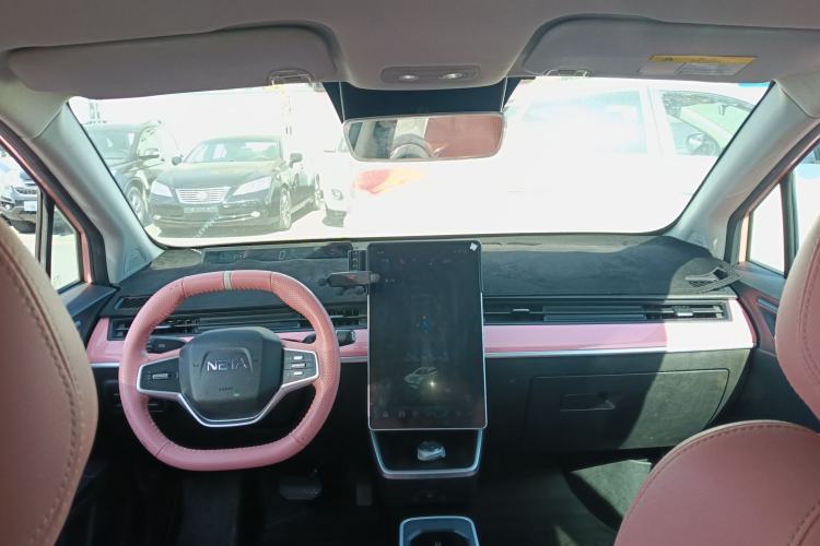 Used NETA V 2022 Chao 400 Lite Pink Custom Edition
