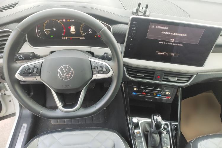 Used Volkswagen Tayron 2023 300TSI Two-Wheel-Drive Luxury Plus Advanced Edition