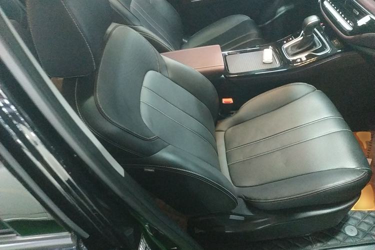 Used GAC Trumpchi M6 2023 PRO 270T DCT Luxury Edition
