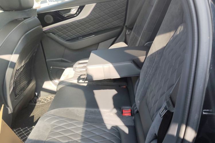 Used Hongqi HS5 2019 2.0T Smart Connect Flagship Edition
