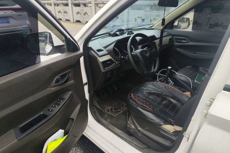 Used Wuling Hongguang 2019 1.5L S Standard Version China VI LAR