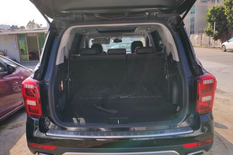 Used GAC Trumpchi GS8 2017 320T Two-Wheel Drive Luxury Smart Connectivity Version (7 Seats)