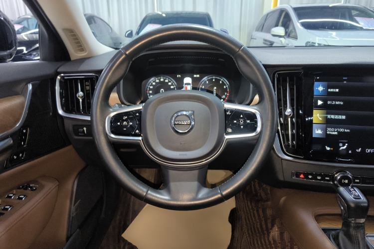 Used Volvo S90 2019 T5 Zhiyuan Edition
