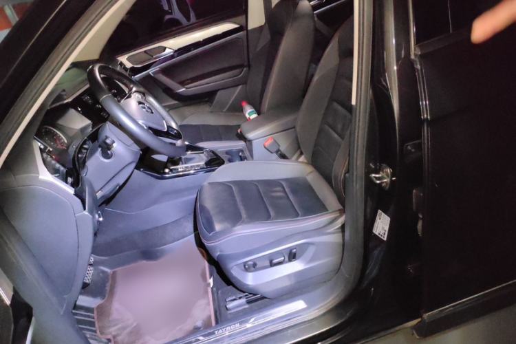 Used Volkswagen Tayron 2019 330TSI Two-Wheel Drive Luxury Model China VI Standard