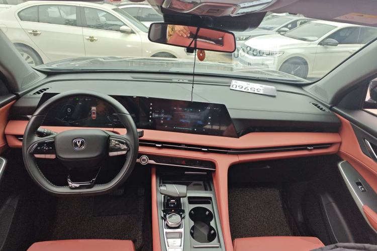 Used Changan CS75 PLUS 2024 3rd Generation Champion Edition 1.5T Intelligent Drive Dynamic Model
