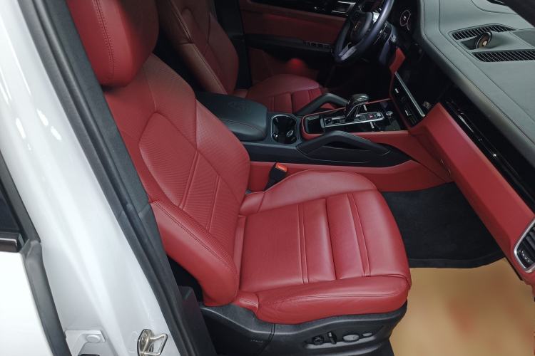 Used Porsche Cayenne 2023 Cayenne 3.0T Platinum Edition
