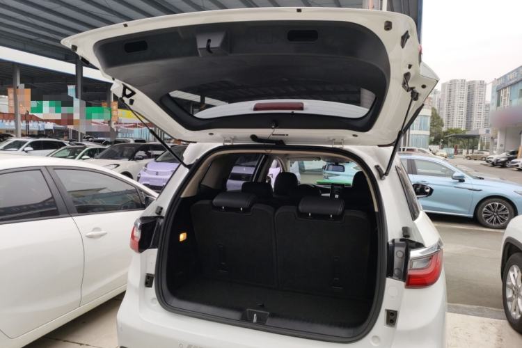 Used BYD Song MAX 2019 1.5T Automatic Smart Connect Ruiyi Sunroof Model 7 Seats China VI Standard