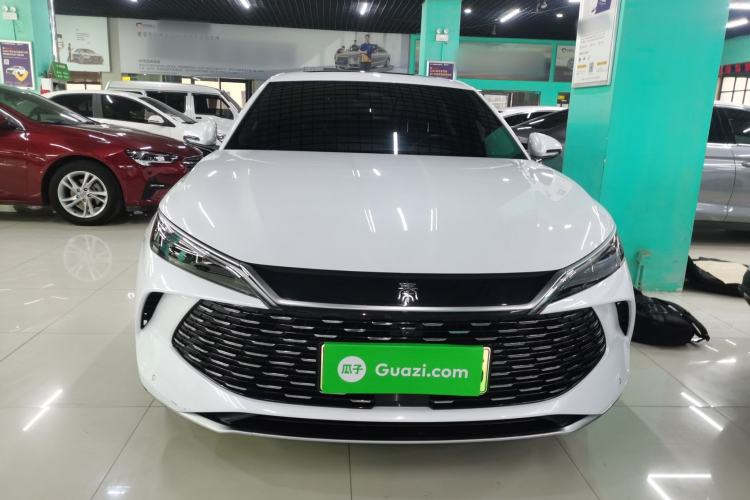 Used BYD Qin L 2024 DM-i 120KM Excellence Model
