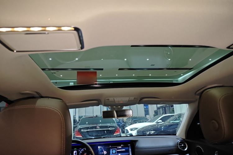 Used Mercedes-Benz E-Class 2020 Facelift E 260 L
