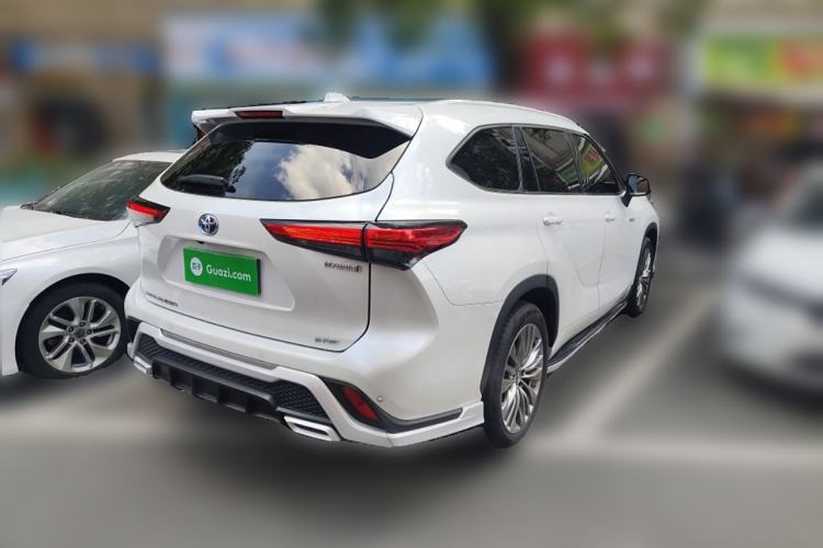 Used Toyota Highlander 2022 Dual-Engine 2.5L Four-Wheel Drive Prestige Version 7 Seats
