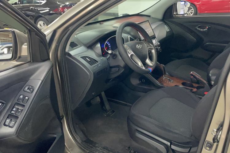 Used Hyundai ix35 2013 2.0L Automatic 2WD Comfort GL China IV Standard