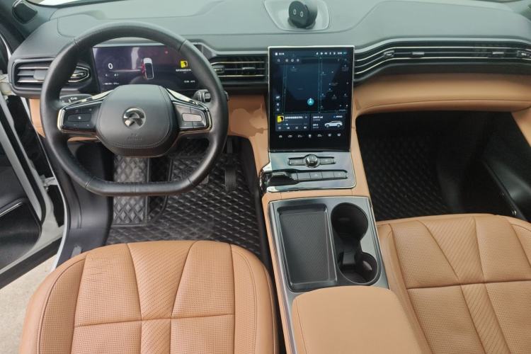 Used Nio ES8 2020 415 km Range 7-Seater Version
