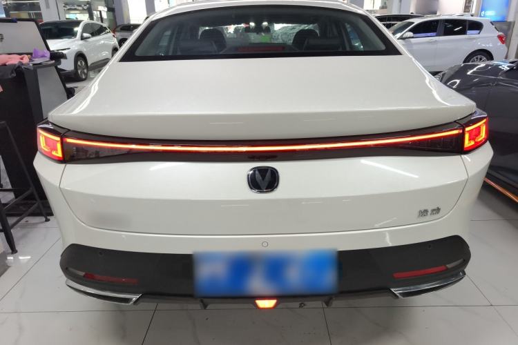 Used Changan Eado 2025 Blue Whale 1.5T 500Bar Prestige Model
