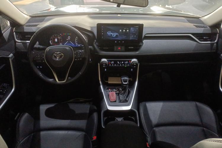 Used Toyota Wildlander 2023 2.0L CVT Two-Wheel Drive Luxury PLUS Edition