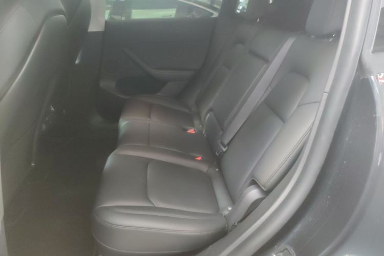 Used Tesla Model Y 2024 Rear-Wheel-Drive Version
