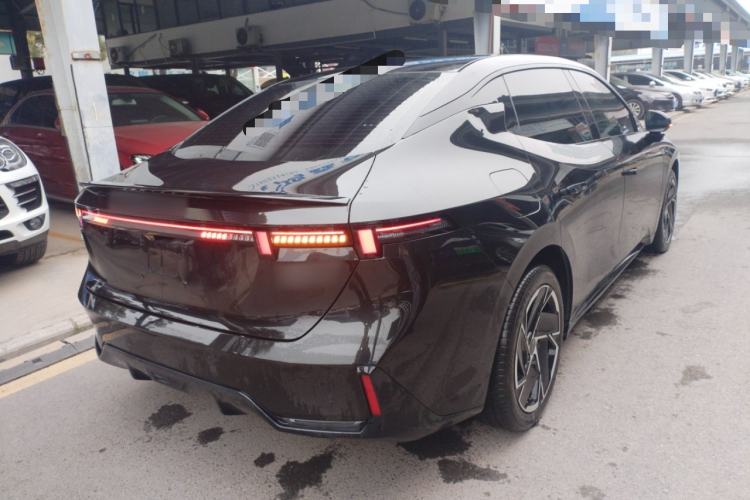 Used Lynk & Co 07 2024 EM-P 126 Long-Range Halo
