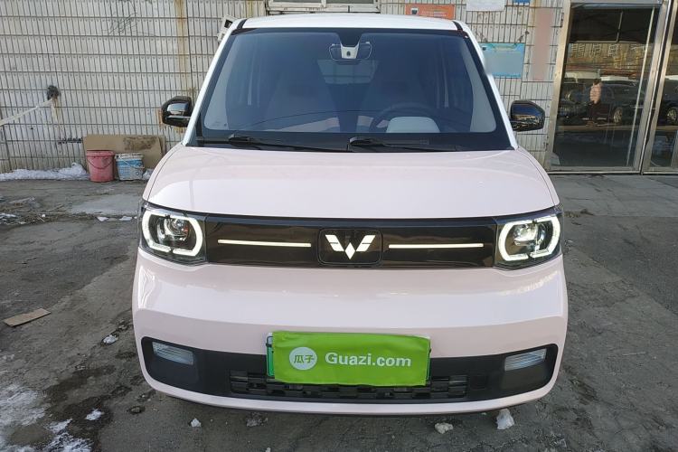 Used Wuling Hongguang MINIEV 2022 Macaron Premium Model – Lithium Ternary Battery