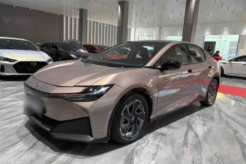 Used Toyota bZ3 2023 616 km Long-Range PRO