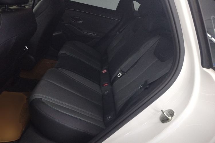 Used BYD Qin L 2025 DM-i Smart Drive 80KM Leading Model
